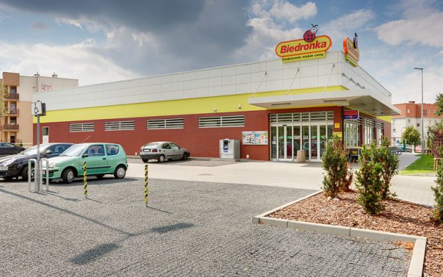 Biedronka Supermarket Car Park